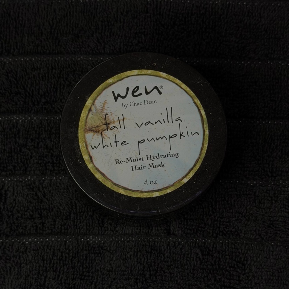 WEN Fall Vanilla White Pumpkin Re-Moist Hair Mask